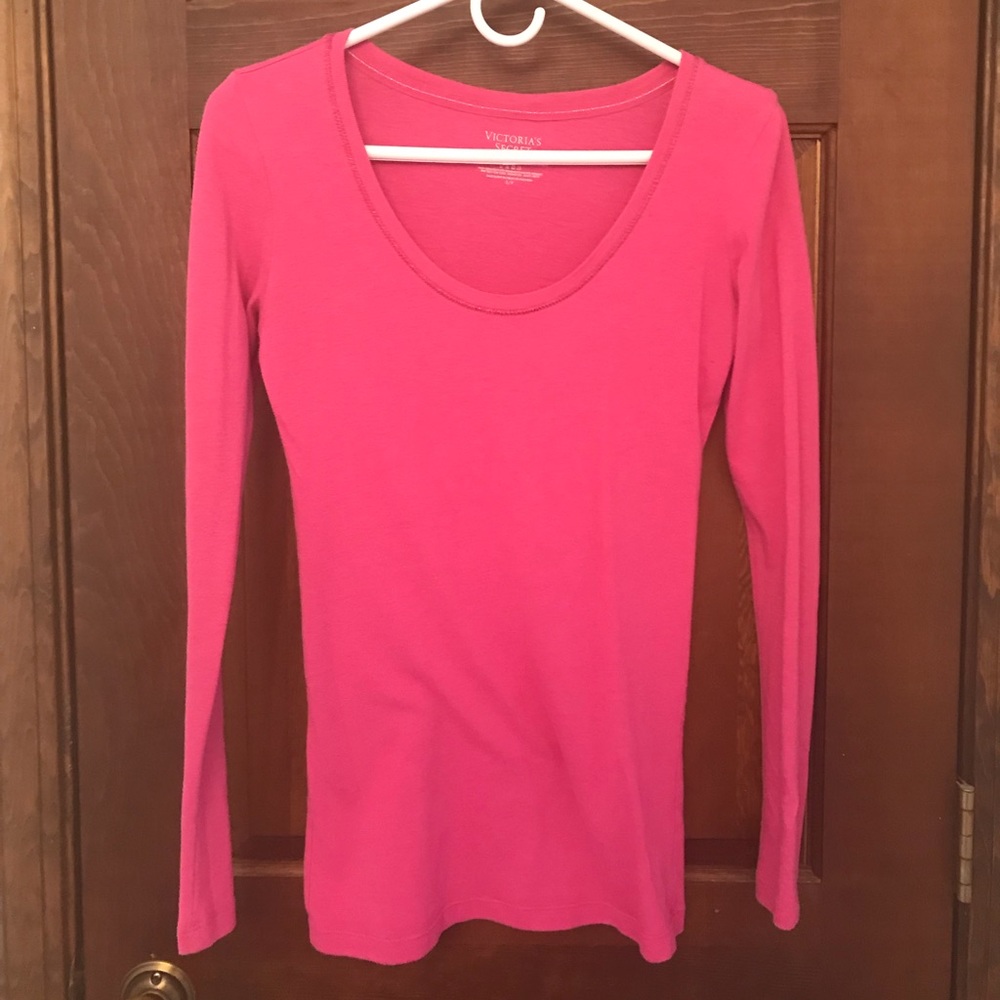 Victoria’s Secret scoop neck